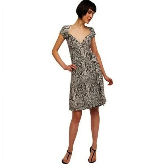 Norma Kamali Wrap Dress XS Snake Skin Sweetheart Neckline Cap Sleeve Green Cream - Picture 2 of 12